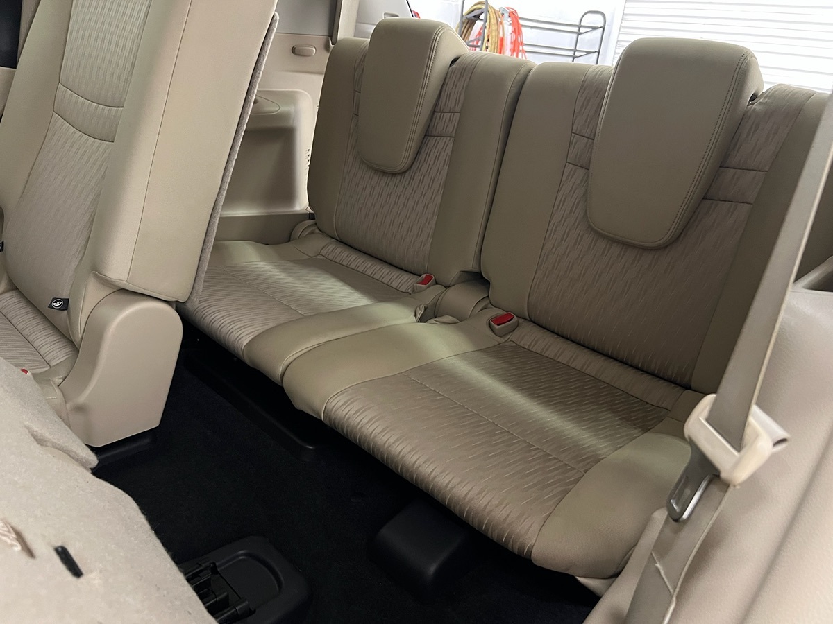 Photo 10 of this Nissan Rogue