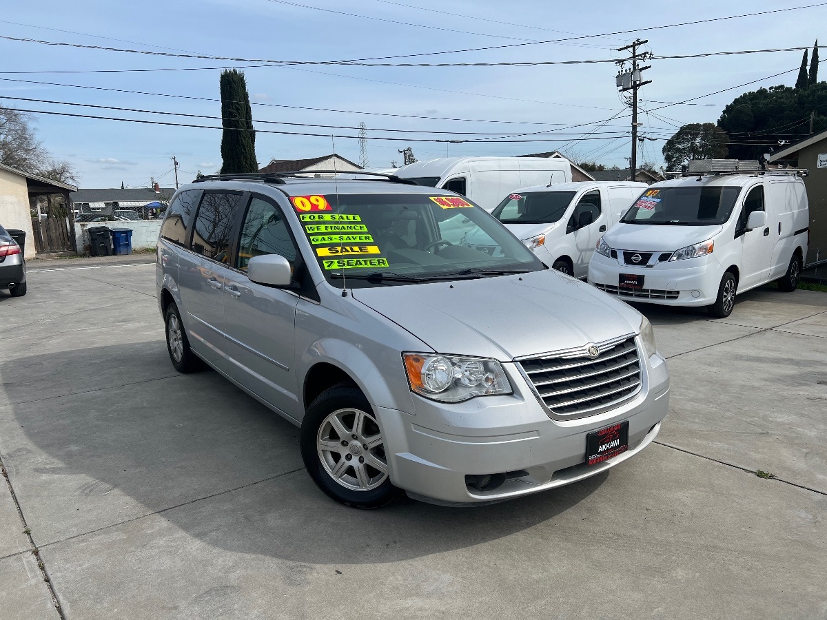 2009 Chrysler Town & Country Touring