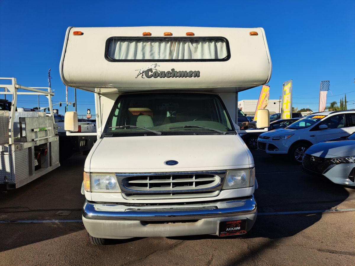 2001 Ford Econoline null photo 2