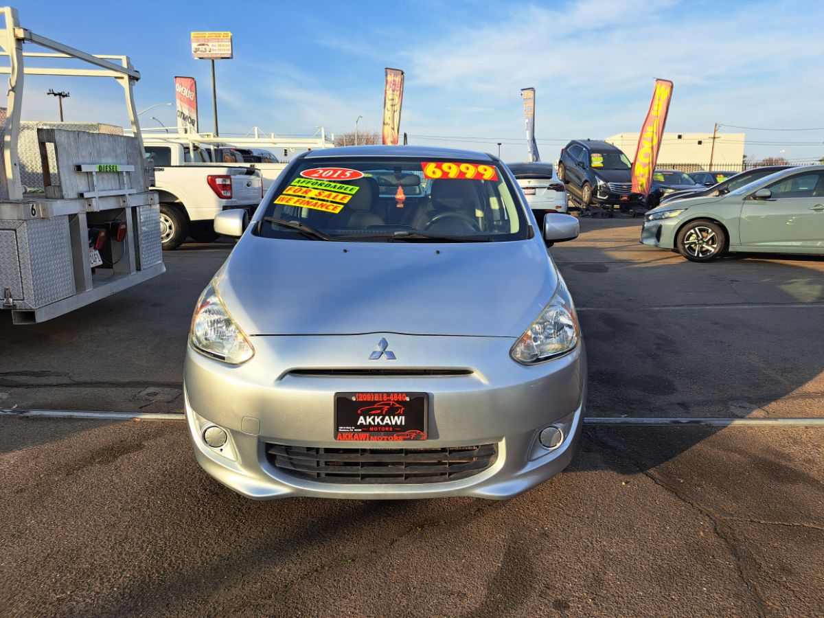 2015 Mitsubishi Mirage DE photo 2