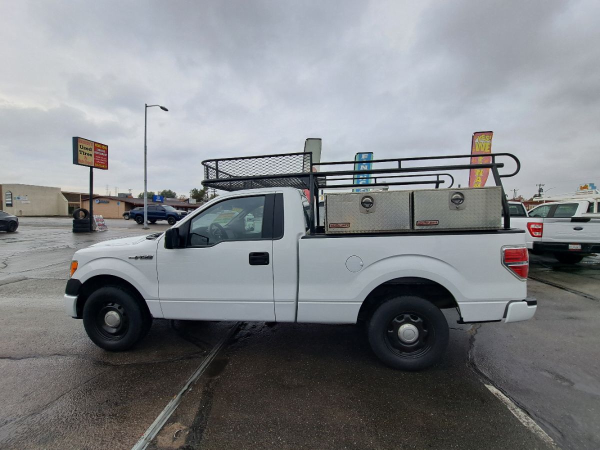 2011 Ford F-150 XLT photo 3