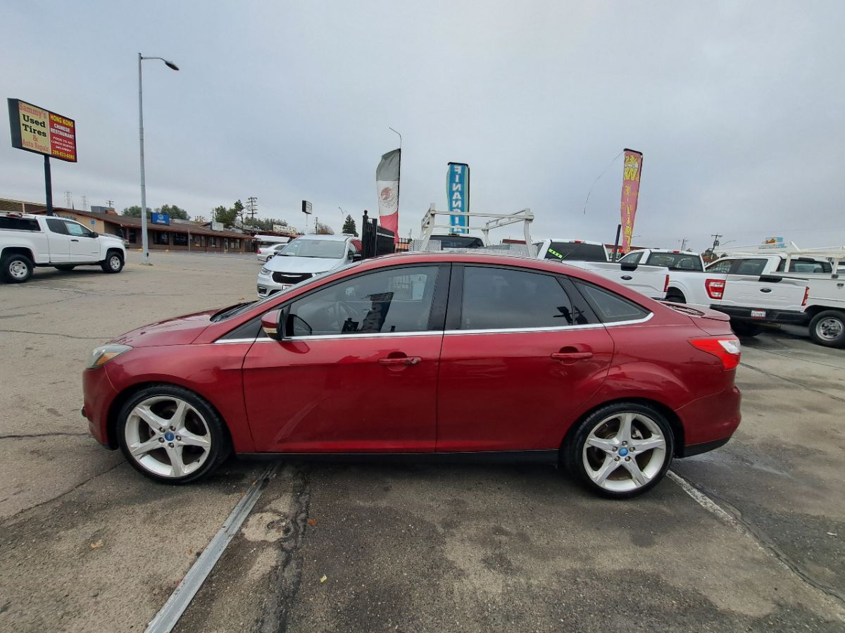 2013 Ford Focus Titanium photo 3