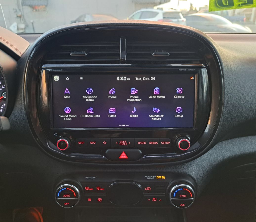 2021 Kia Soul Turbo - Photo 11