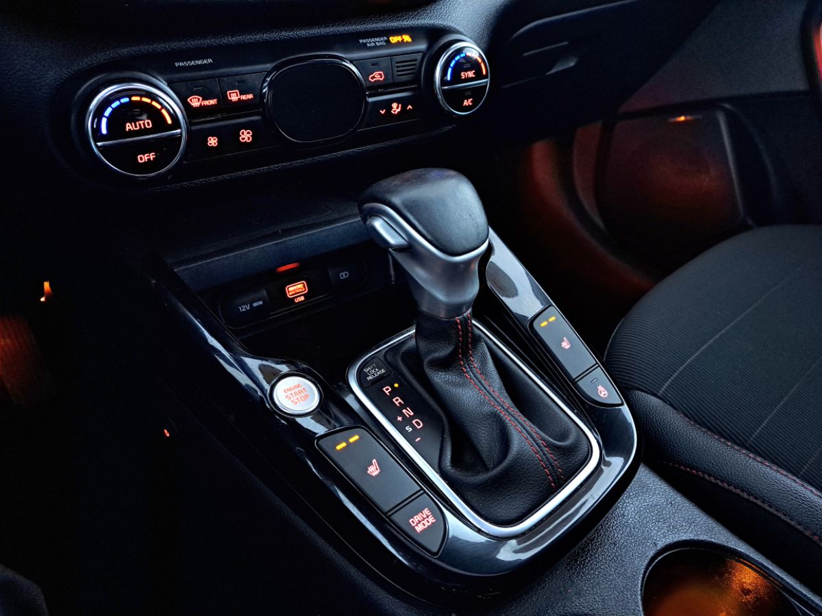 2021 Kia Soul Turbo - Photo 12