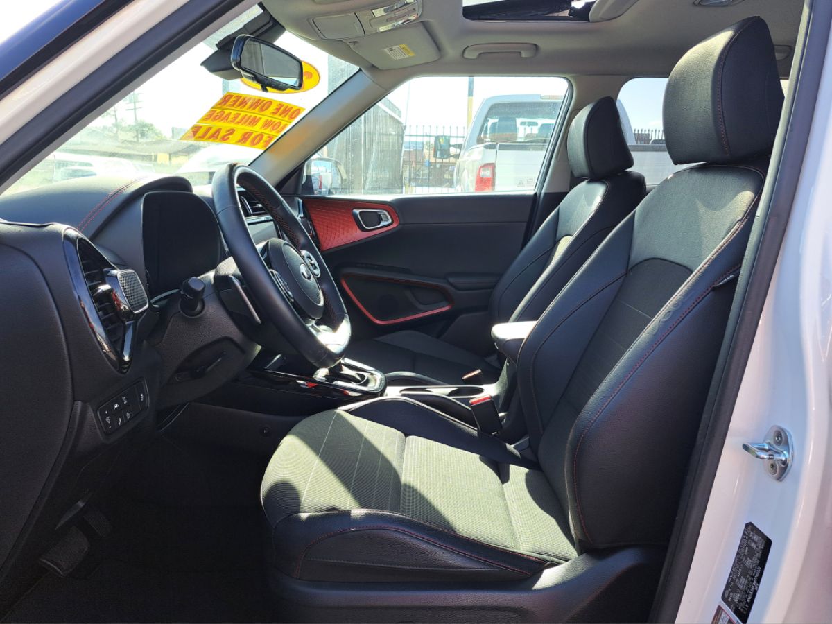 2021 Kia Soul Turbo - Photo 5