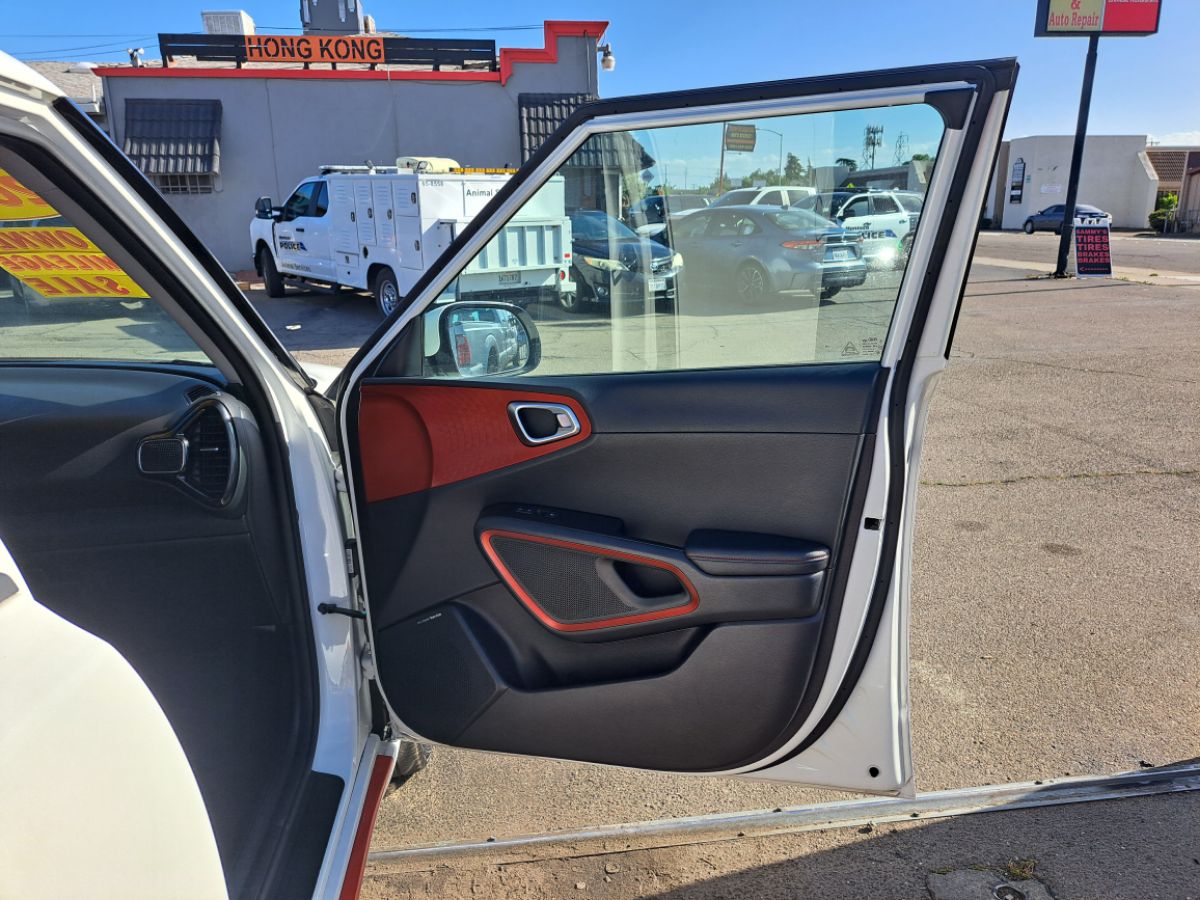 2021 Kia Soul Turbo - Photo 15