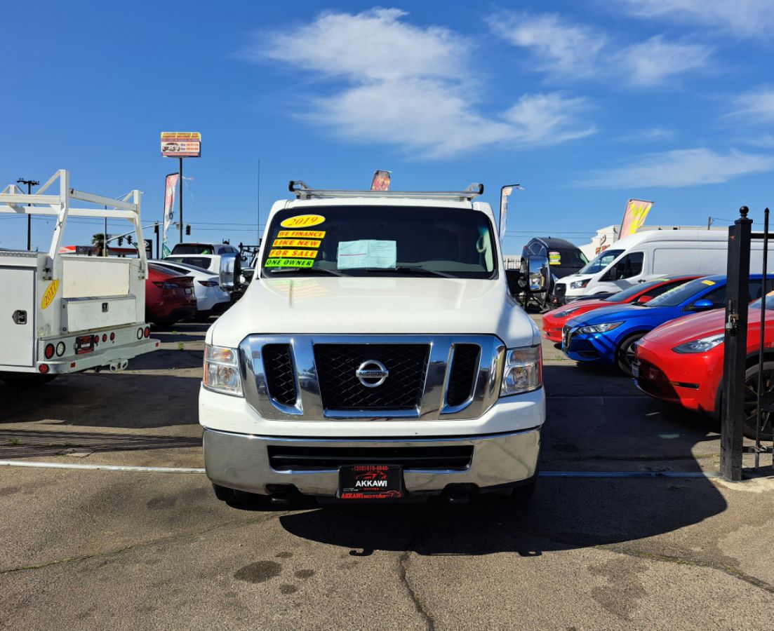 2019 Nissan NV Cargo SL - Photo 2