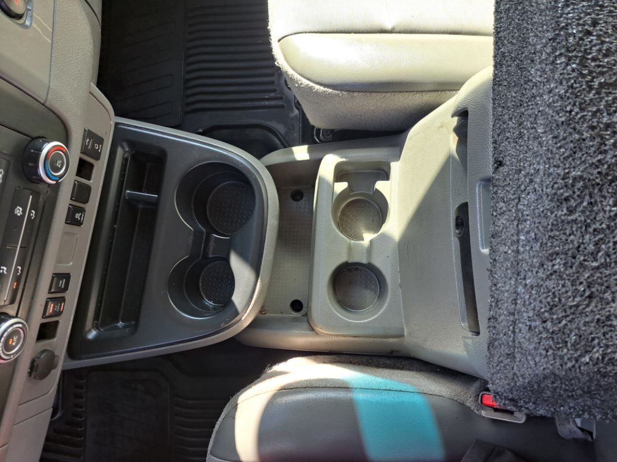 2019 Nissan NV Cargo SL - Photo 9