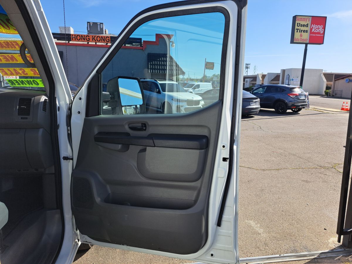 2019 Nissan NV Cargo SL - Photo 12