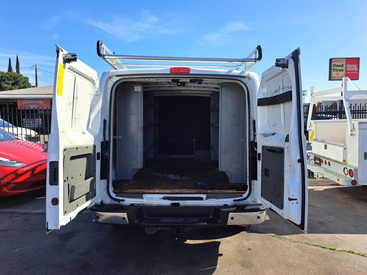 2019 Nissan NV Cargo SL - Photo 16