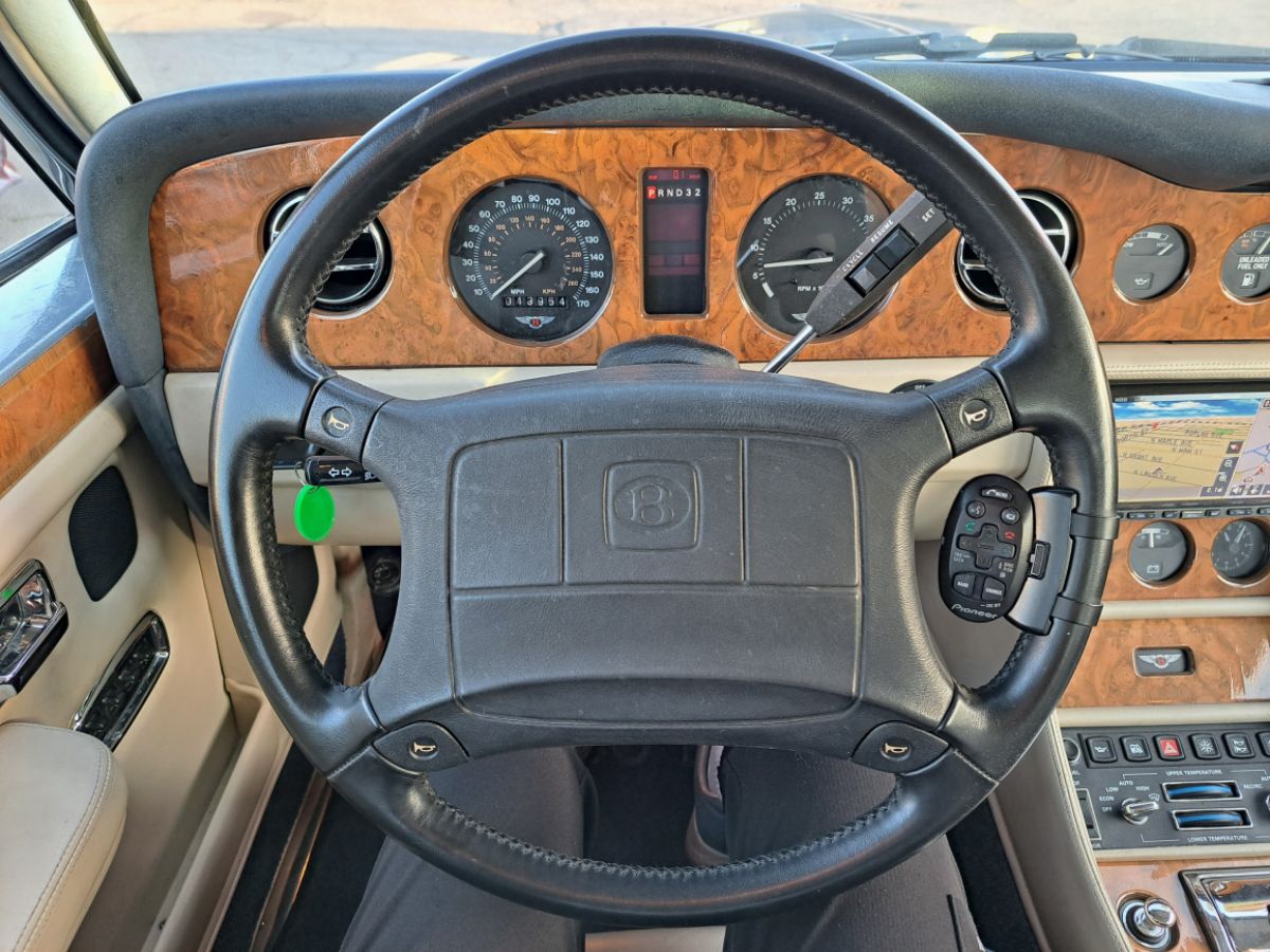Bentley Turbo photo 5