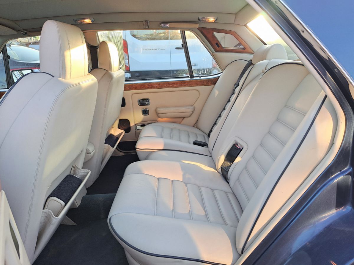 Bentley Turbo photo 10
