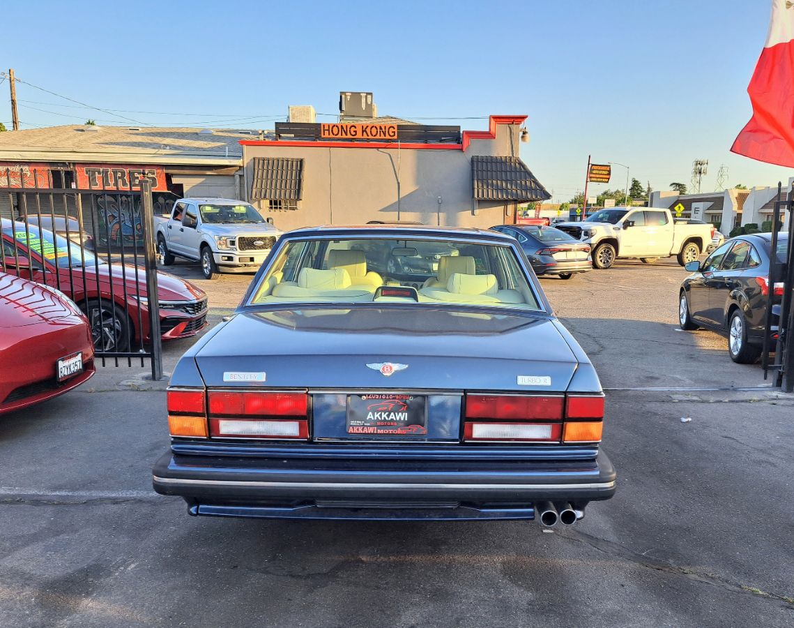 Bentley Turbo photo 17