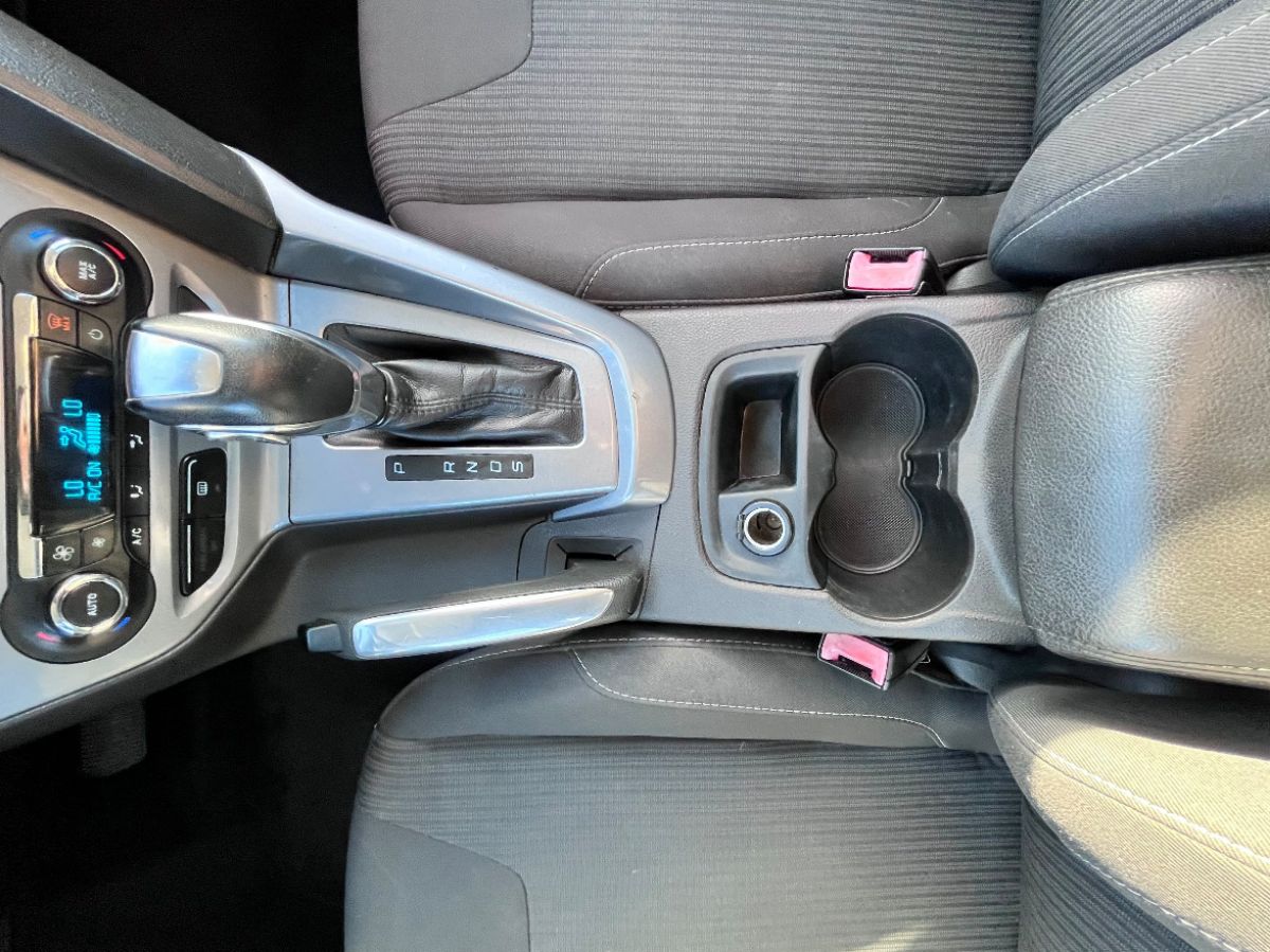 Ford Focus photo 8