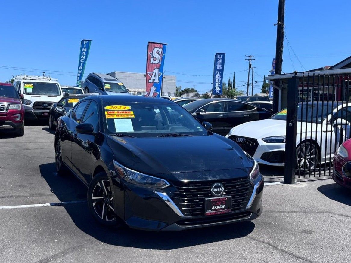 Nissan Sentra photo 2