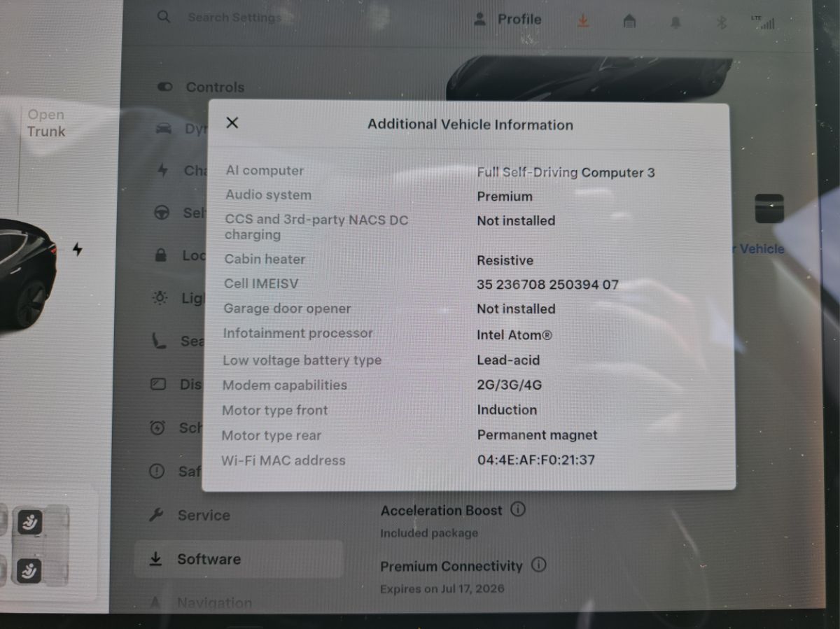 Tesla Model 3 photo 9