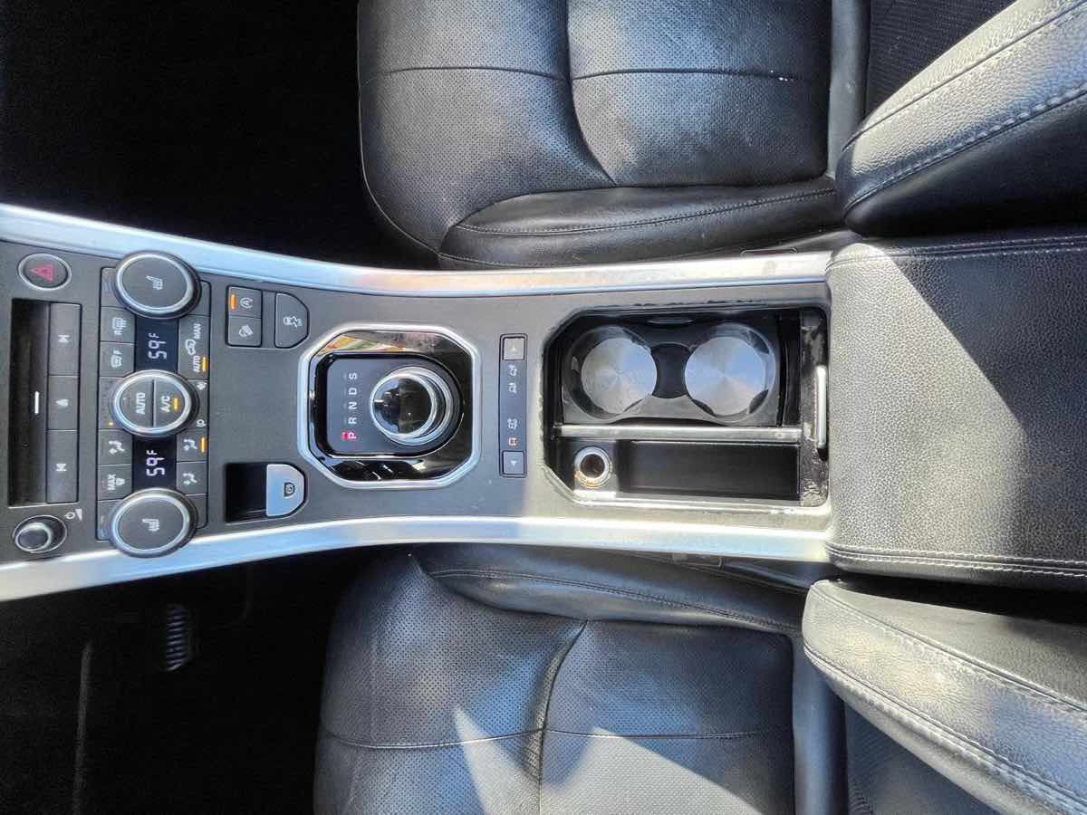 Land Rover Range Rover Evoque photo 10
