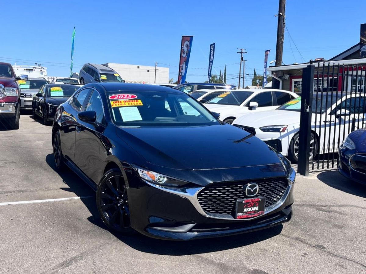 Mazda Mazda3 photo 2