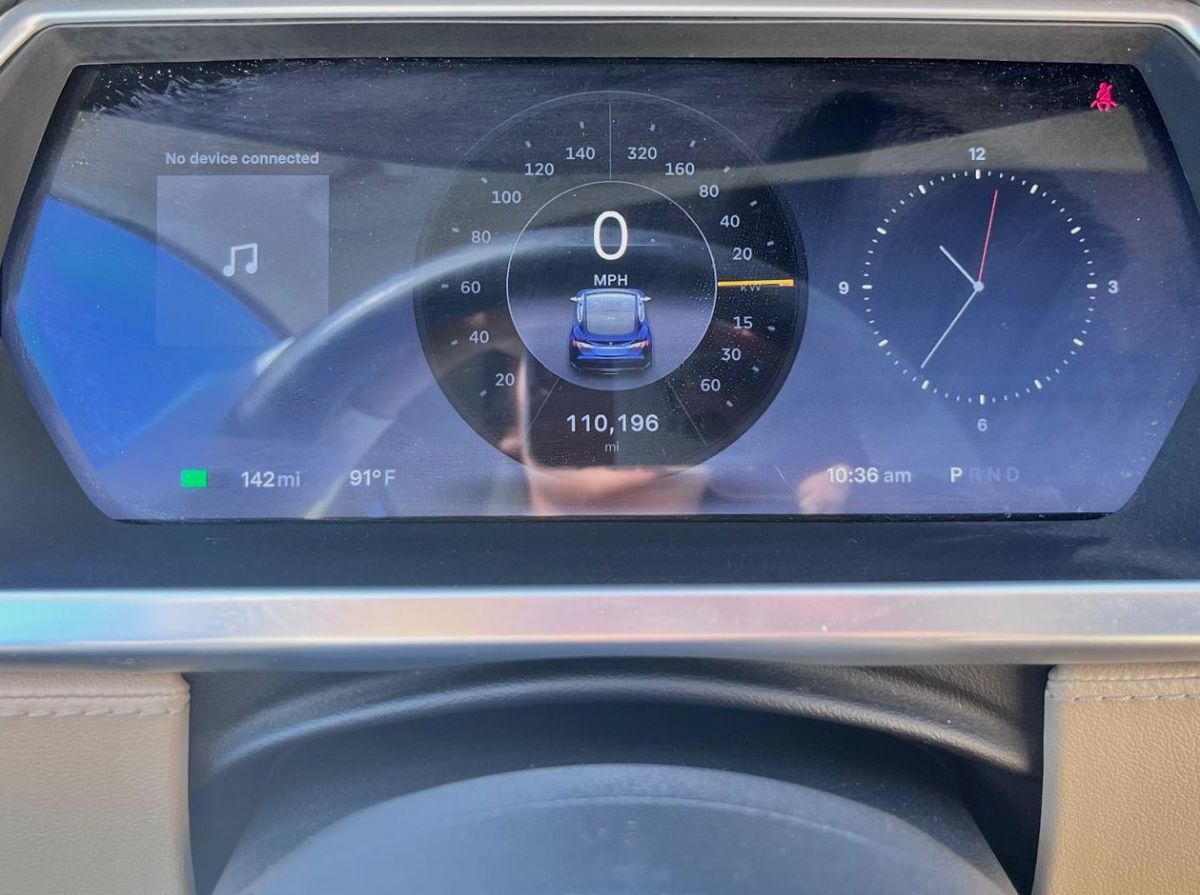 Tesla Model S photo 7