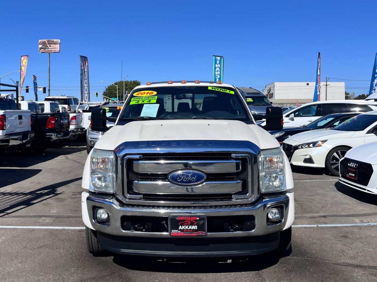 Ford F-450 photo 2