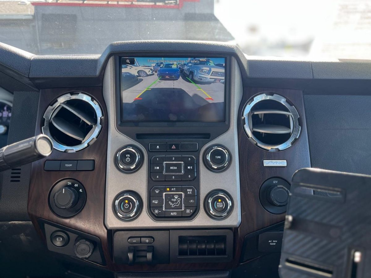 Ford F-450 photo 8