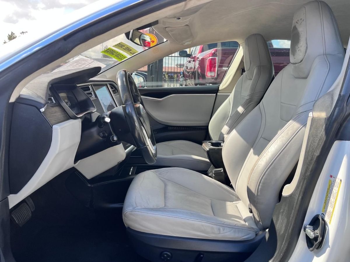 Photo 5 of this Tesla Model S