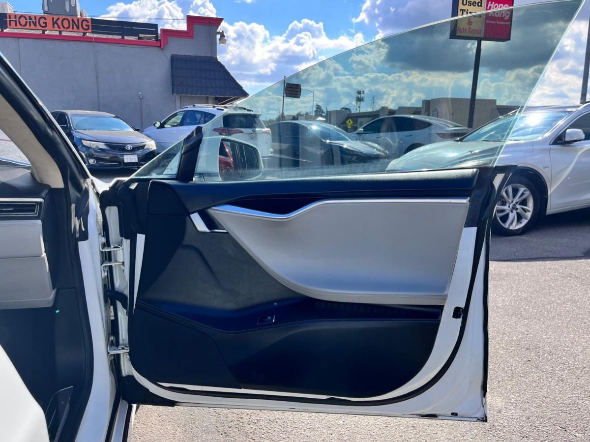 Photo 15 of this Tesla Model S