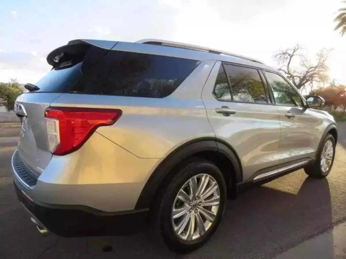 2020 Ford Explorer Limited photo 10
