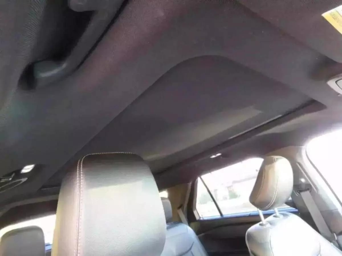 2020 Ford Explorer Limited photo 17