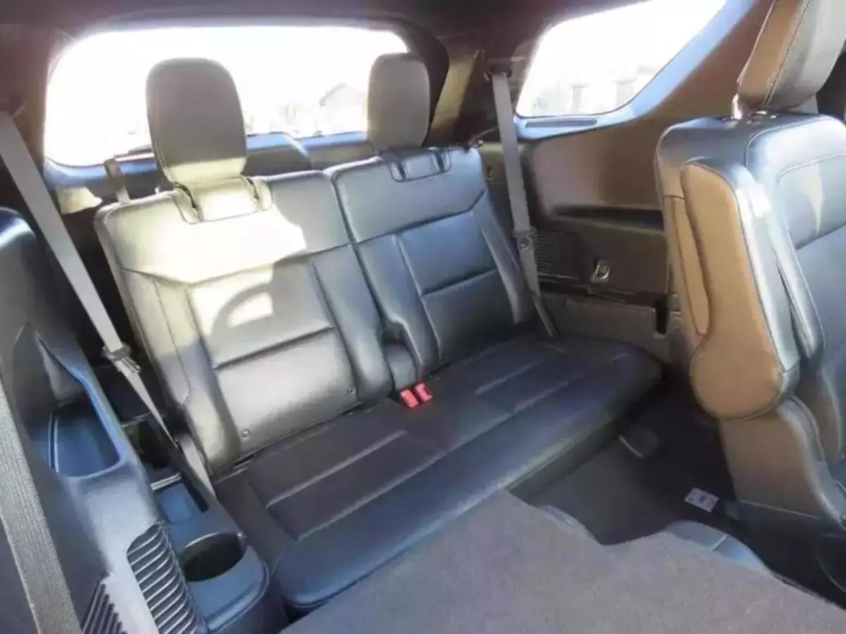 2020 Ford Explorer Limited photo 22