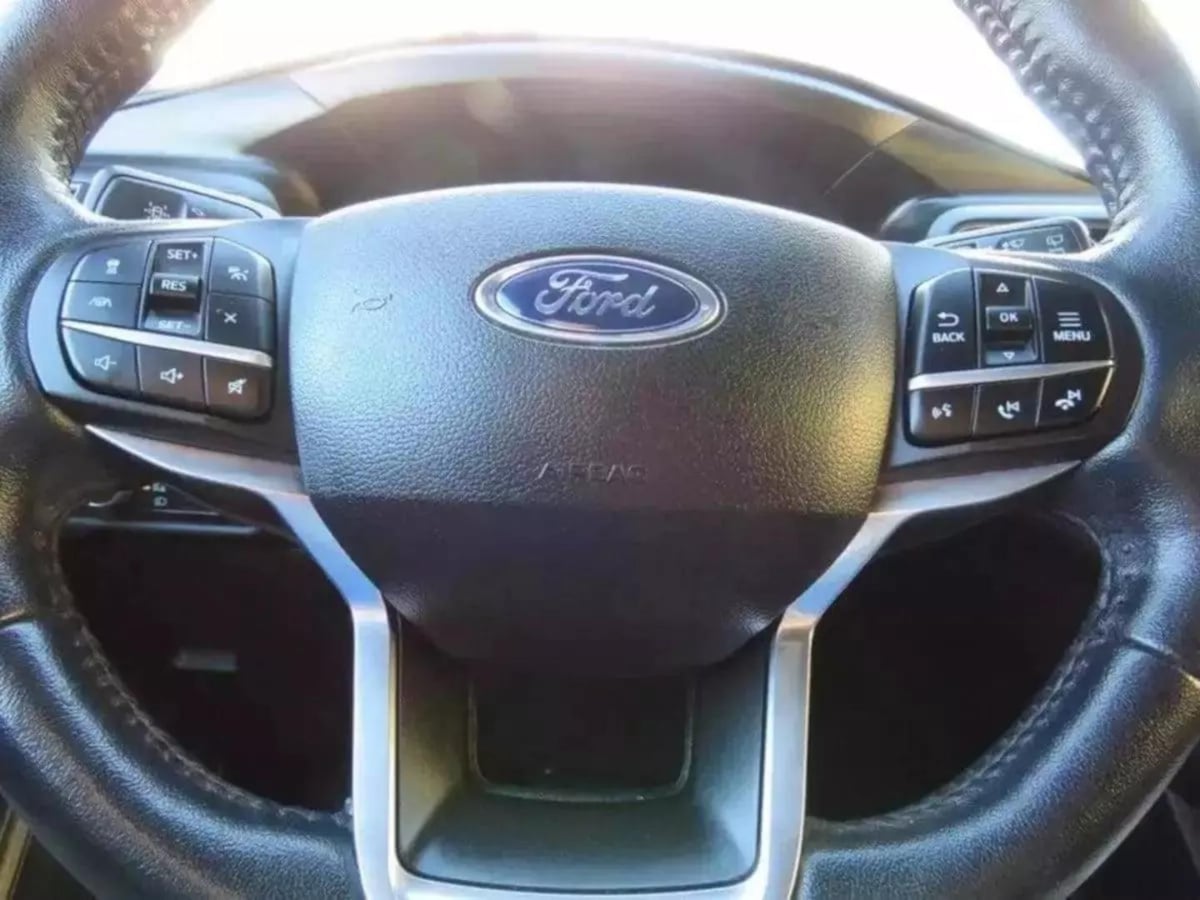 2020 Ford Explorer Limited photo 29