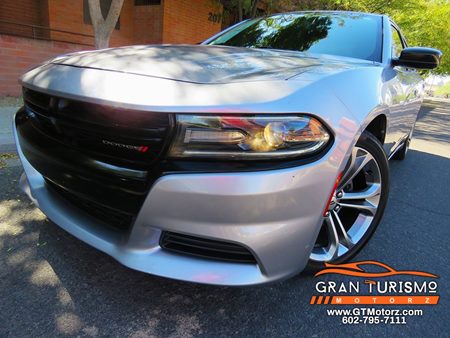 2017 Dodge Charger SE