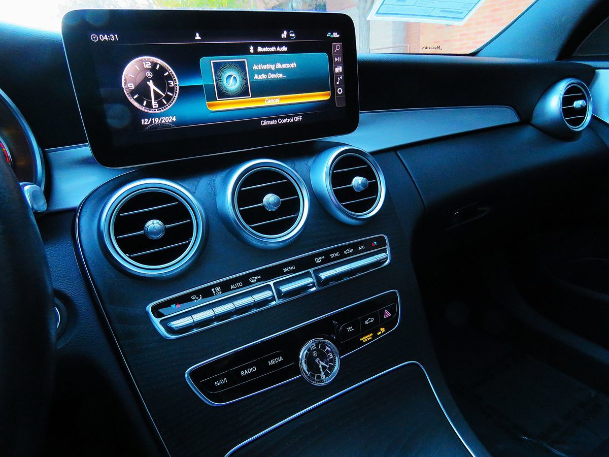 2021 Mercedes Benz C 300 Sedan photo 24