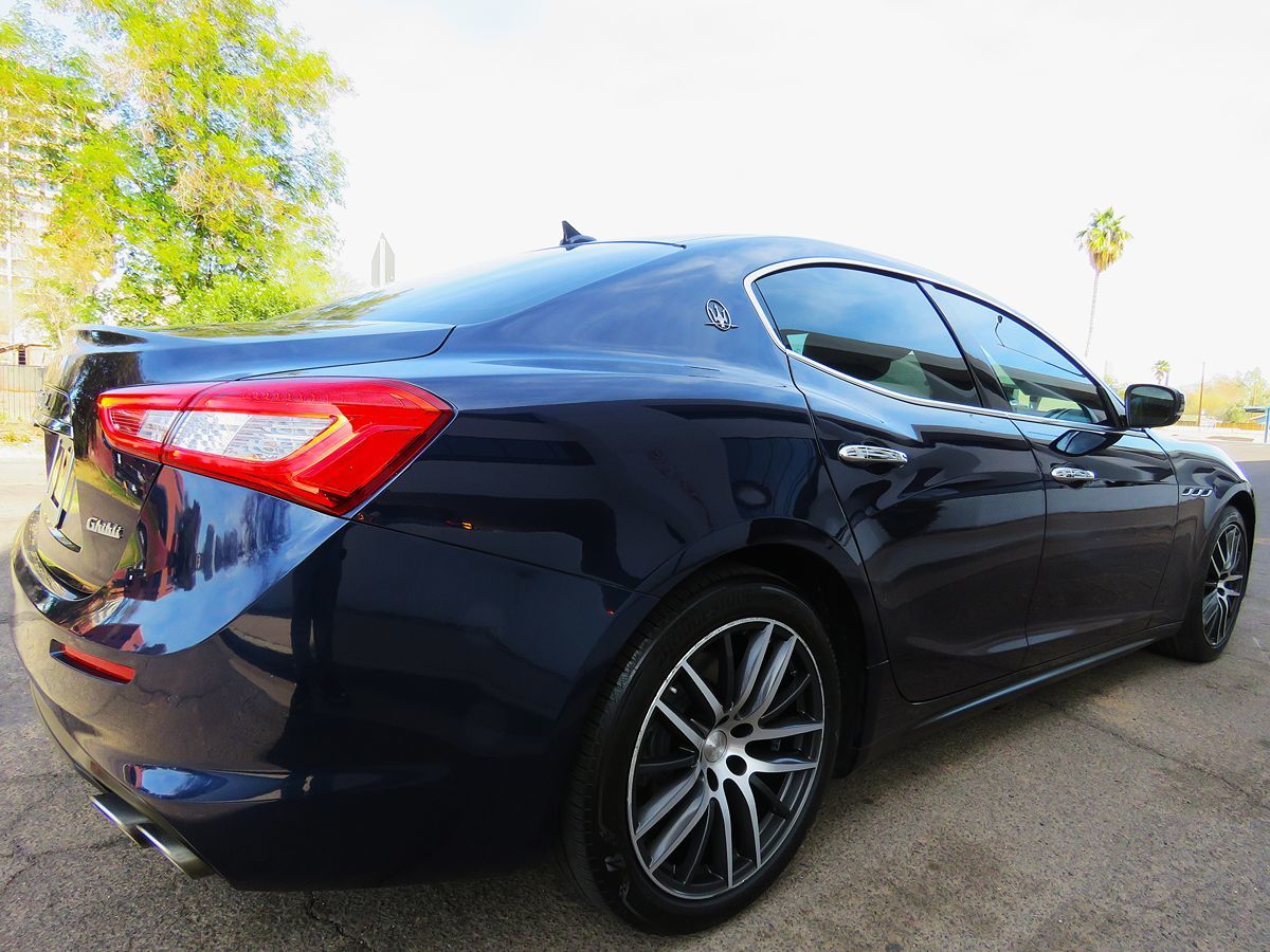 2018 Maserati Ghibli photo 9