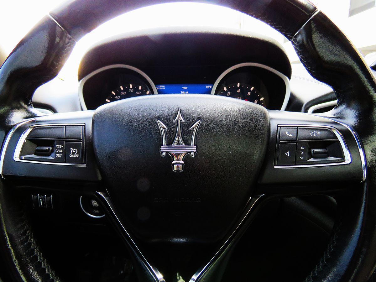 2018 Maserati Ghibli photo 21