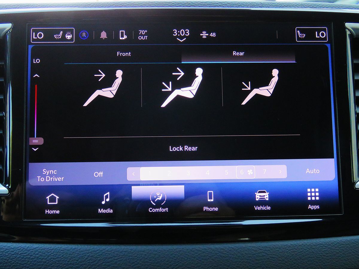2022 Chrysler Pacifica Touring L photo 32
