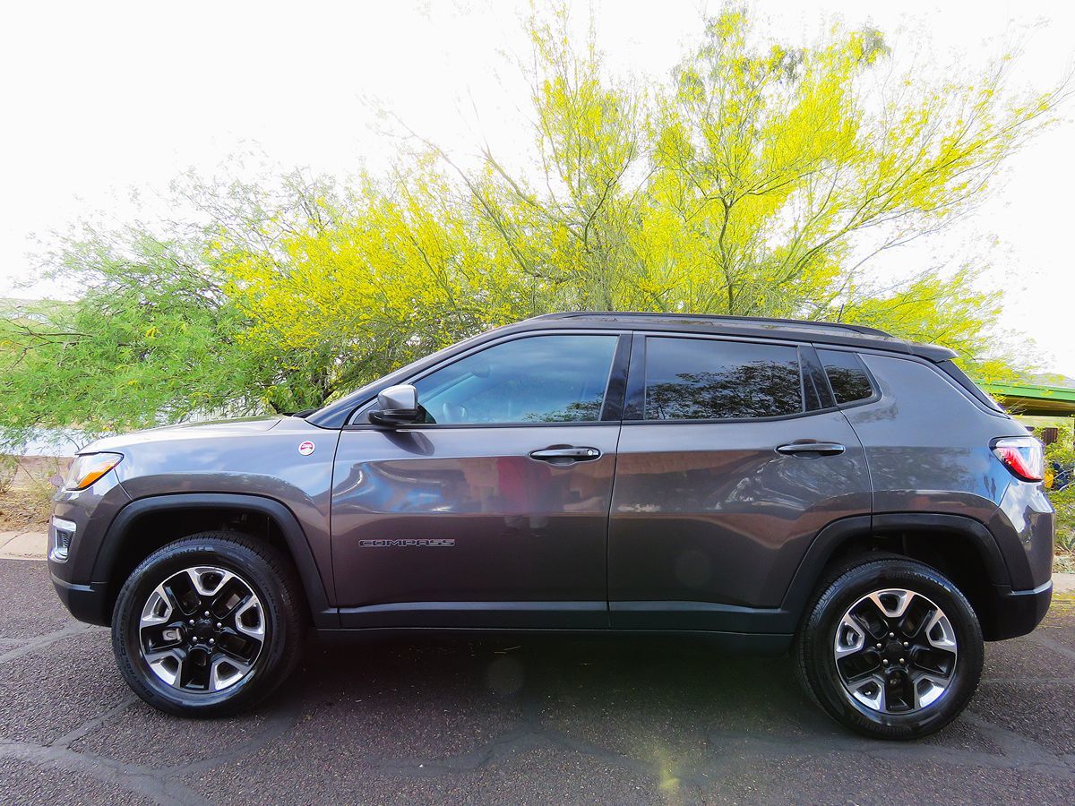 2017 Jeep Compass Trailhawk photo 3