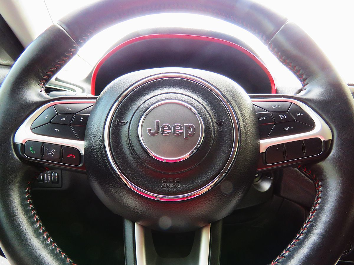 2017 Jeep Compass Trailhawk photo 21