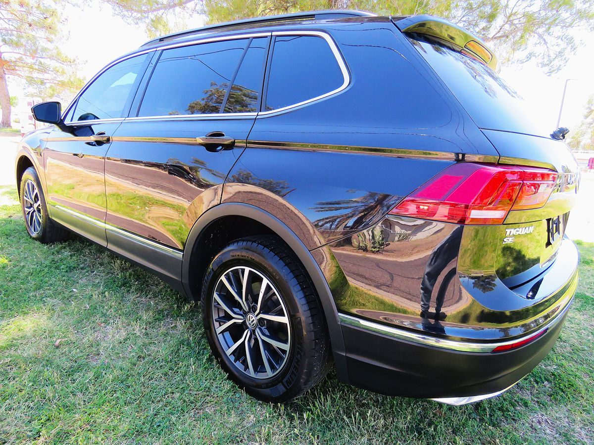 2020 Volkswagen Tiguan SE photo 4