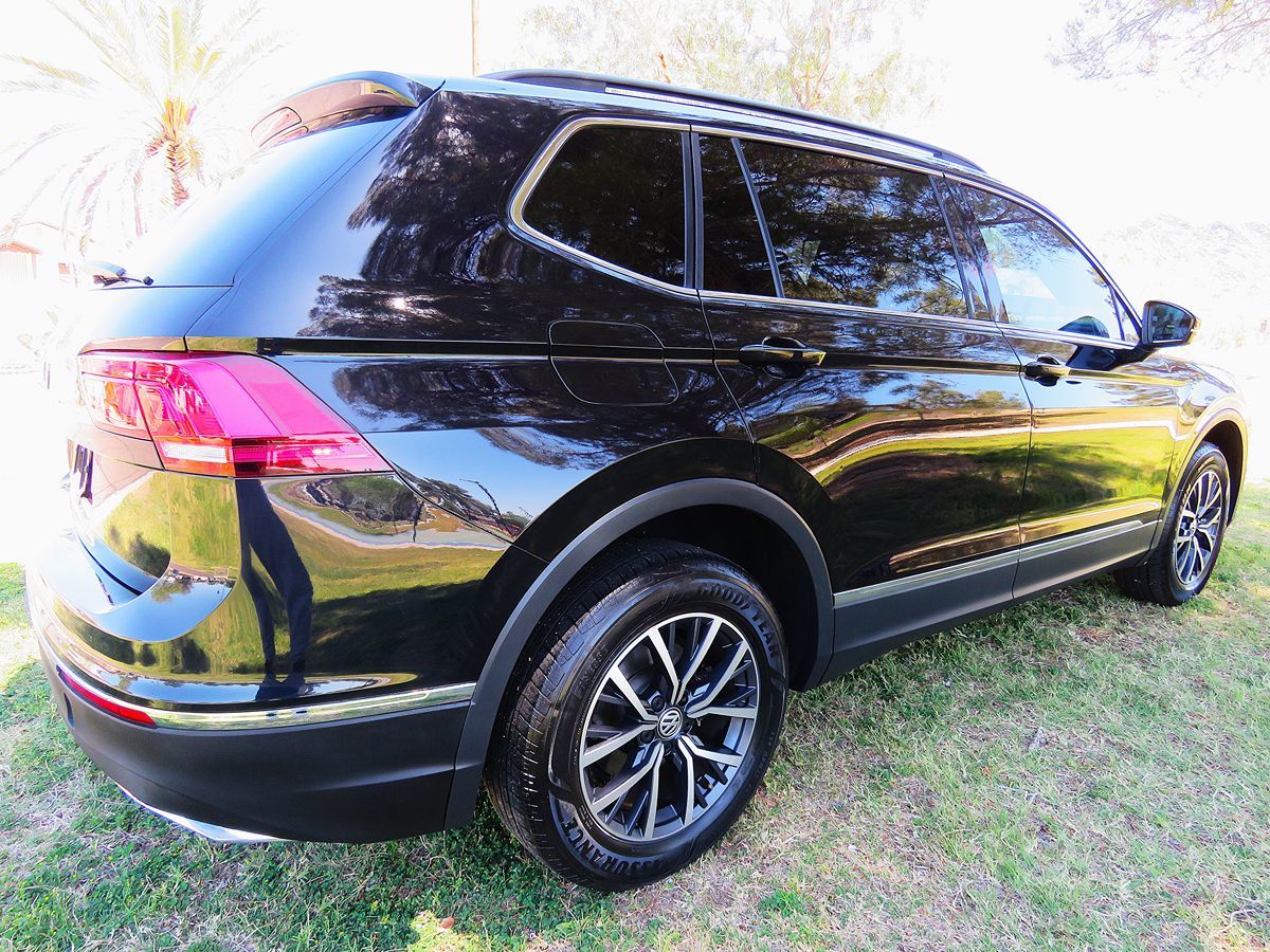 2020 Volkswagen Tiguan SE photo 7