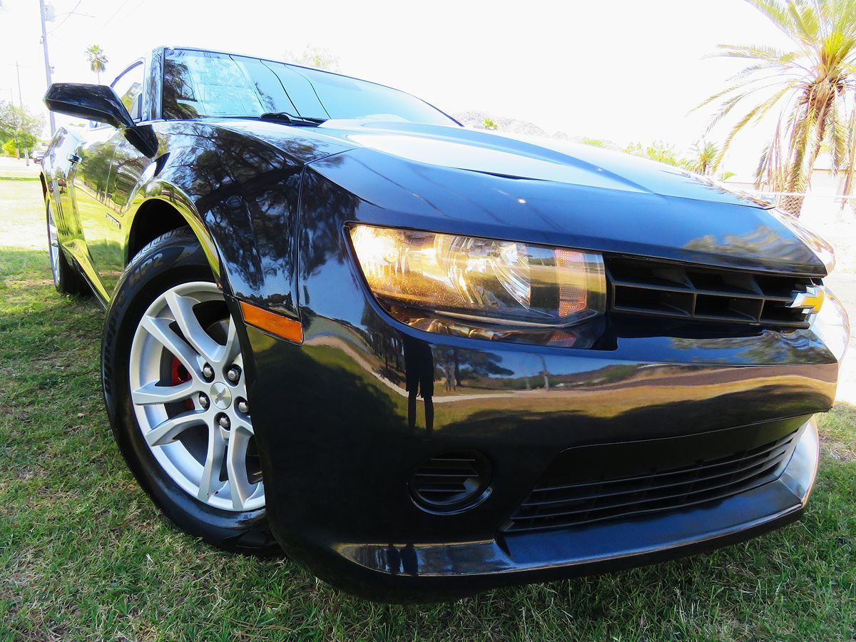 2015 Chevrolet Camaro Coupe photo 11