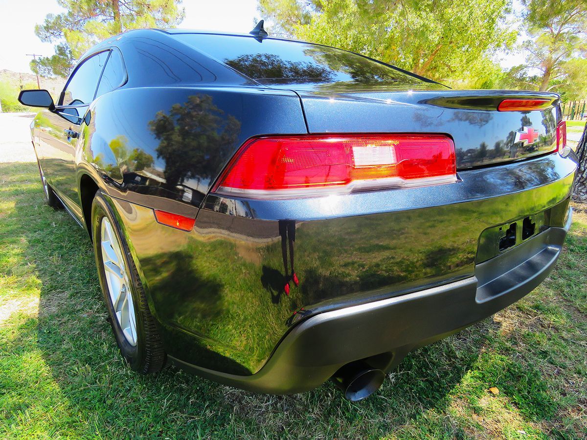 2015 Chevrolet Camaro Coupe photo 5