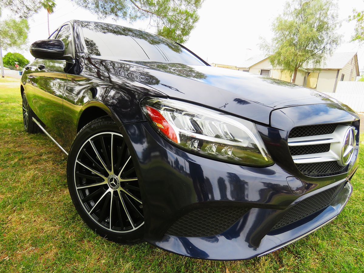 2019 Mercedes Benz C 300 photo 11