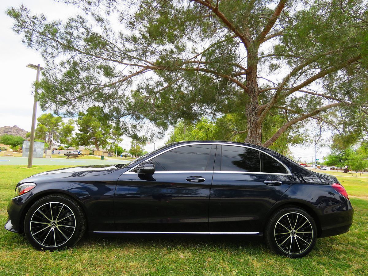 2019 Mercedes Benz C 300 photo 3