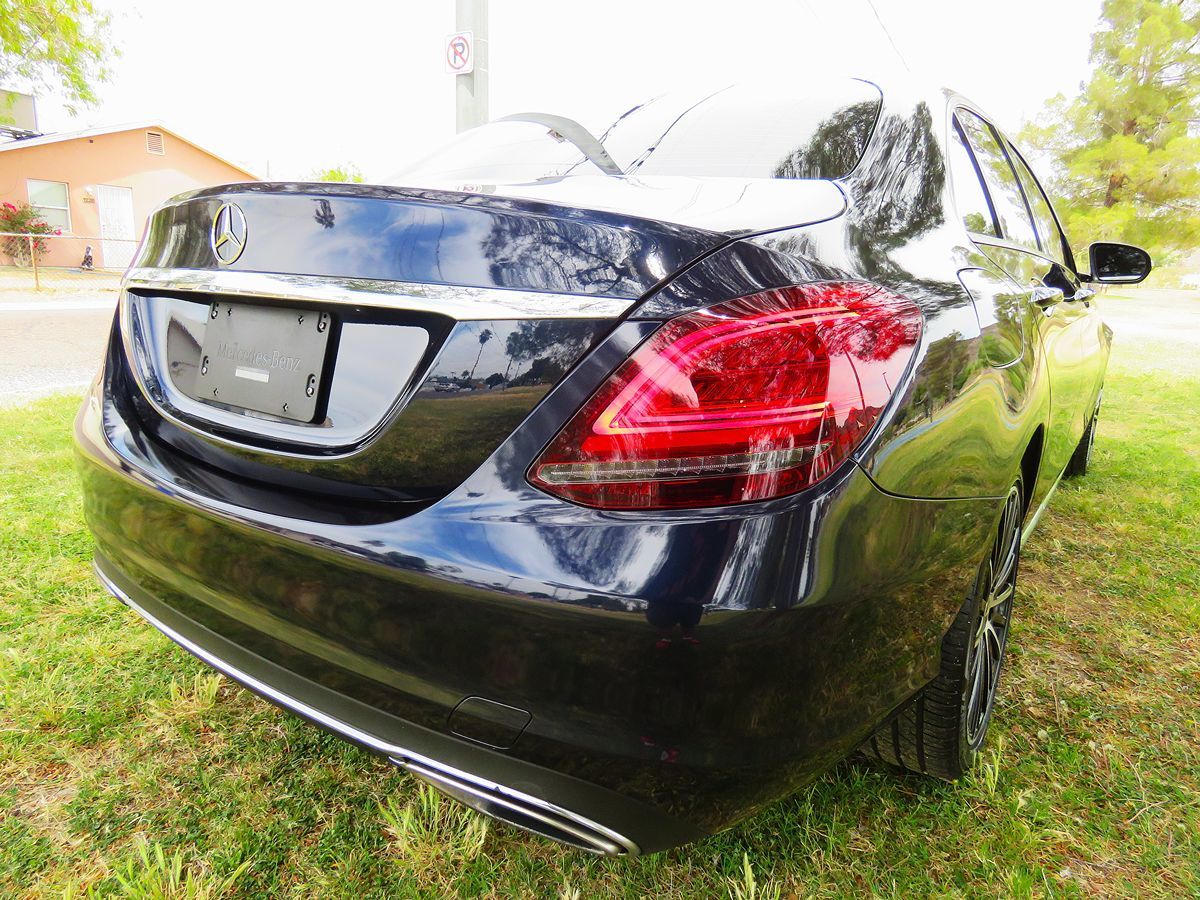 2019 Mercedes Benz C 300 photo 7