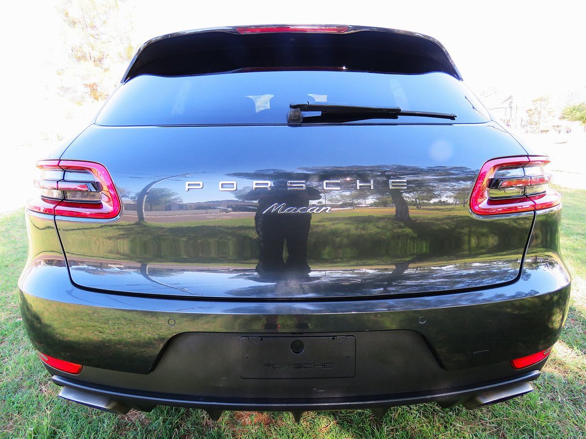 2017 Porsche Macan photo 6