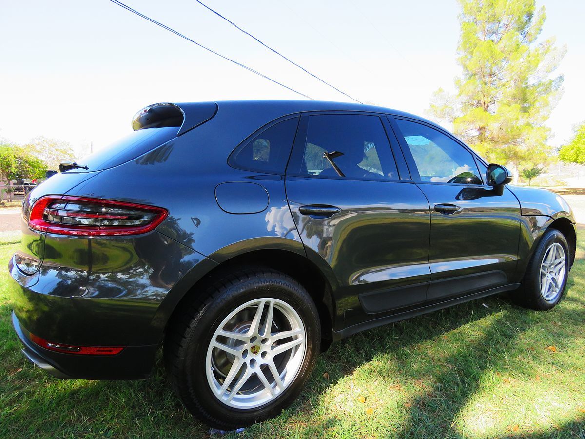 2017 Porsche Macan photo 8