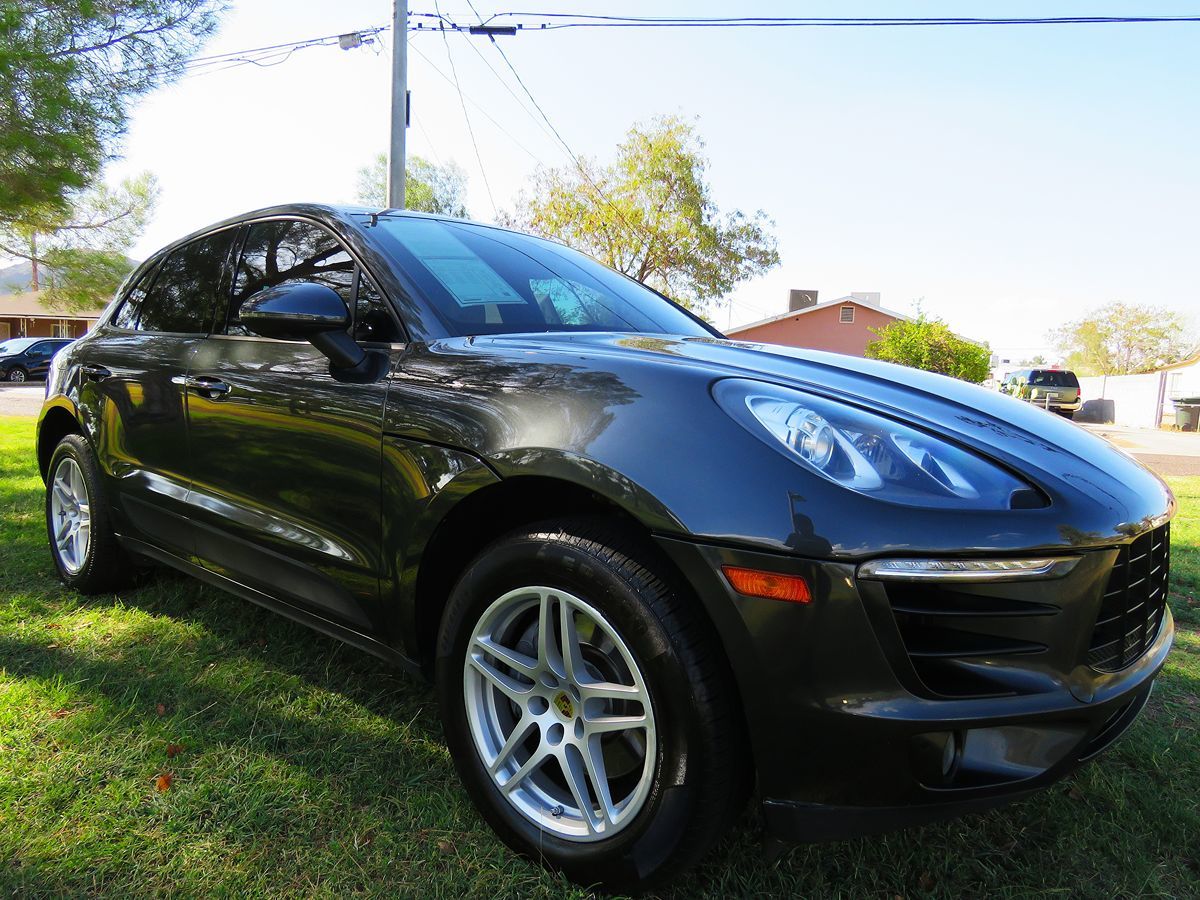 2017 Porsche Macan photo 10