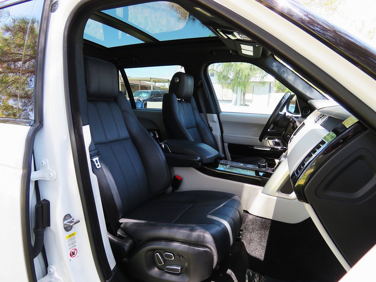 2014 Land Rover Range Rover Supercharged LWB photo 13