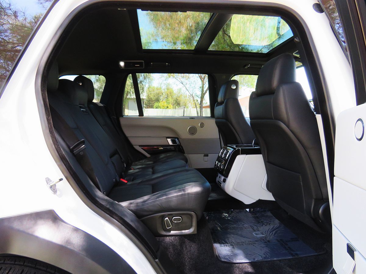 2014 Land Rover Range Rover Supercharged LWB photo 17